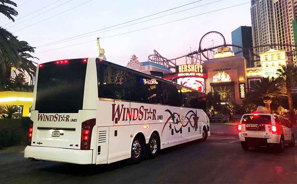 Windstar Bus in middle of Las Vegas Attractions